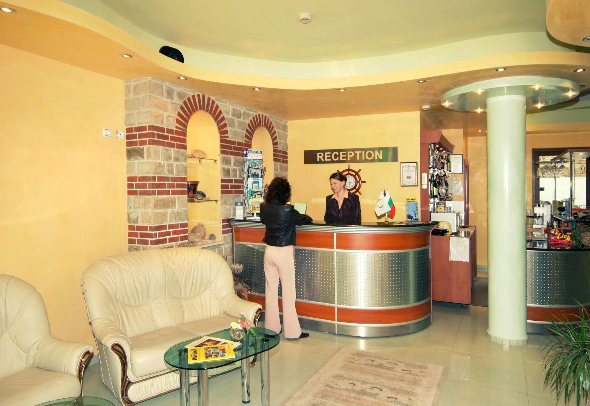 Dionis Hotel Varna Eksteriør bilde